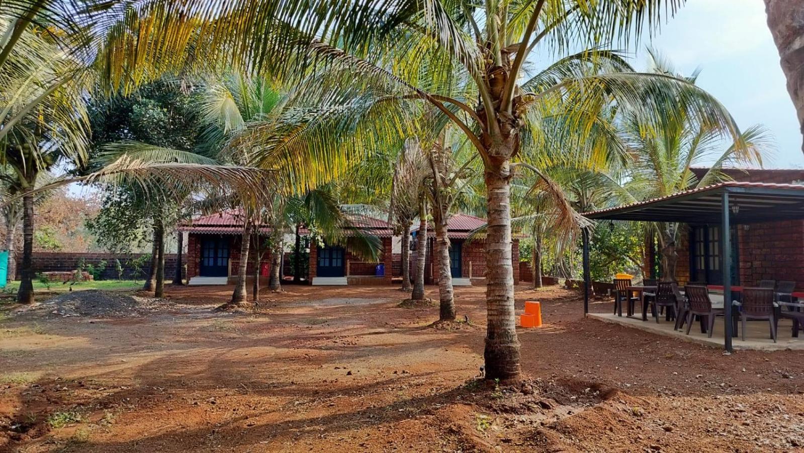 Saka Kadams Home Stay Guhāgar Exterior foto